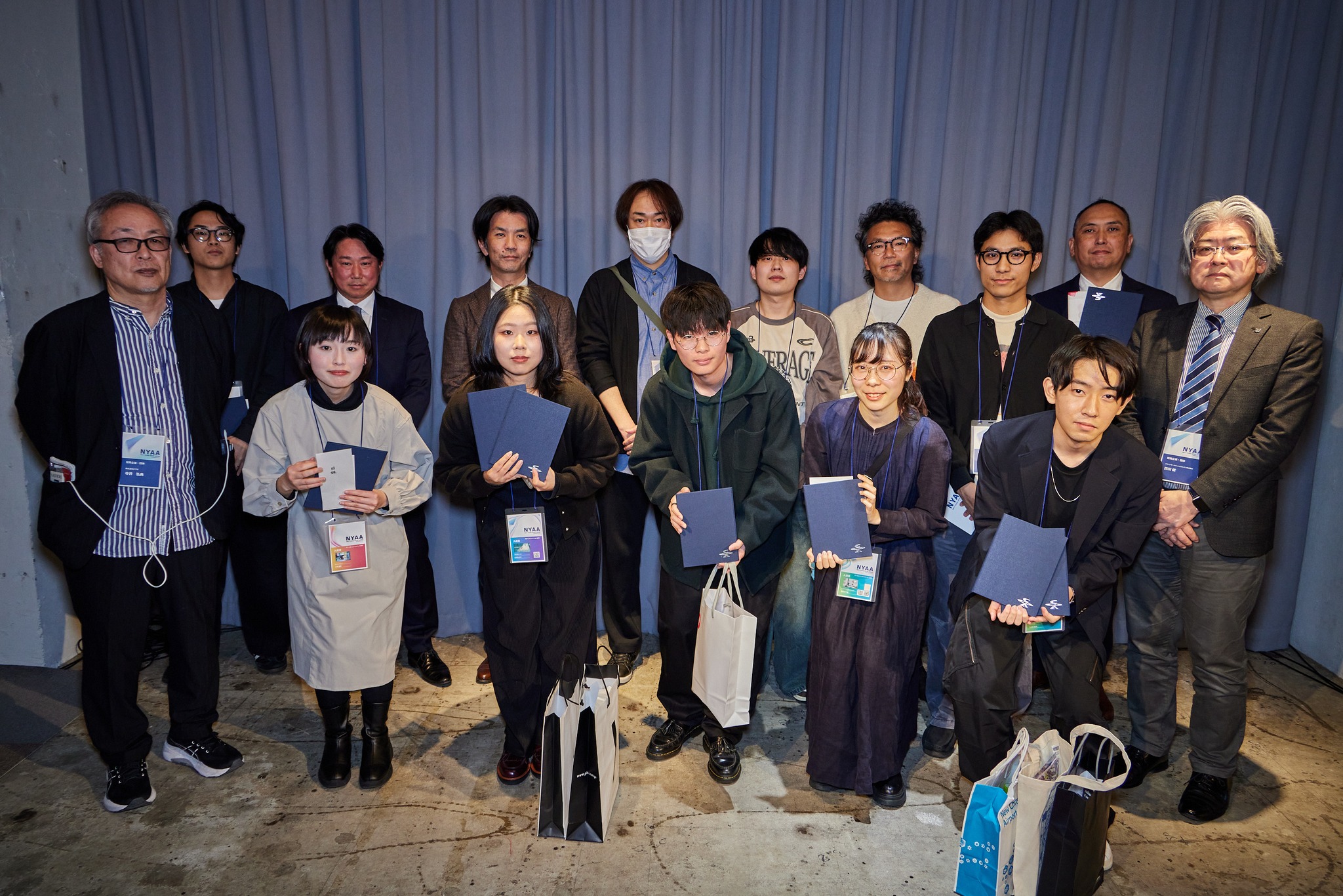 #nyaa2025 パートナー賞の紹介🎖️ 3月18日（水）に受賞発表イベント「NYAA2025 Meeting」が開催され、各部門の入選作品（55作品）の中から、パートナー賞10作品が発表されました。 キヤノンマーケティングジャパン賞 『The You You Are ~別世界の自分と話せる公衆電話~』　Team UUR サイバーエージェント賞 『Sphere(s)』　榊原 礼彩 KamikAI賞　 『ウジャト』　わお 京楽ピクチャーズ．賞 『LOCA!』　スタジオ３号車 P.I.C.S.賞 『おばけ猫のレシピ』　はるおさき NEW CHITOSE GENIUS賞 『The You You Are ~別世界の自分と話せる公衆電話~』　Team UUR SPRING CHALLENGE賞 『どっちもおんなじ』　じたらく EBIS Creative Synergy賞 『はこふぃぐめんと』　小林 優希 Too バーチャルキャラクターメイカー賞 『おばけ猫のレシピ』　はるおさき WPÜ賞 『それ私が代わりにやっておきます』　豊田 ゆり佳 受賞者のみなさま、おめでとうございます！ NYAA公式サイトはこちらから https://nya-award.jp/news/nyaa2025/2210/